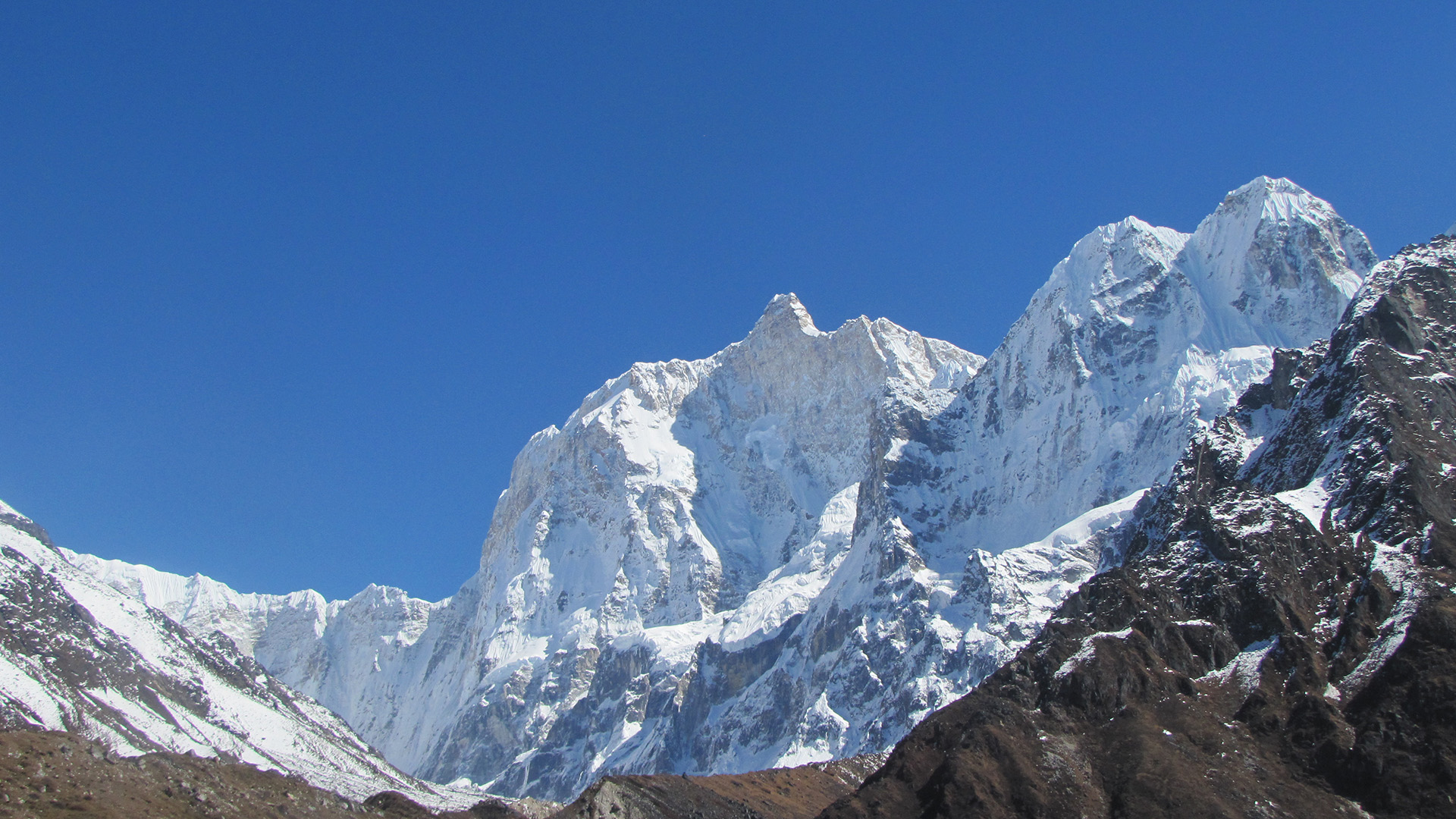 Kanchenjunga Circuit Trek